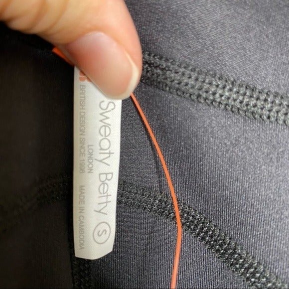 Sweaty Betty Reversible Yoga Leggings - aubergine london print - Picture 7 of 8